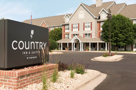 Country Inn & Suites